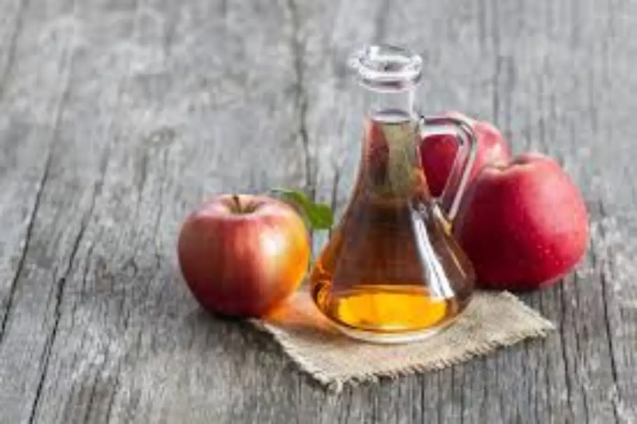 Hai mai provato il mix acqua e aceto per ravvivare rapidamente i mobili spenti? Hai mai provato il mix acqua e aceto per ravvivare rapidamente i mobili spenti?