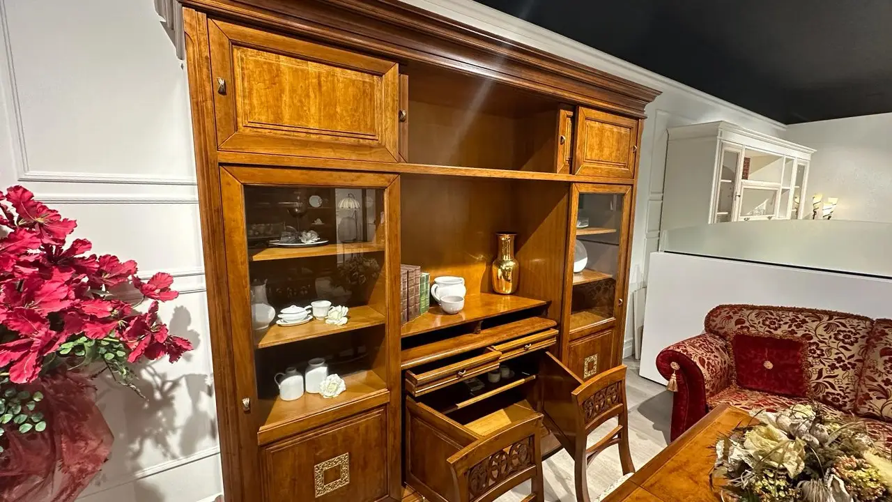 Come lucidare i mobili senza cere costose: il trucco del panno con aceto