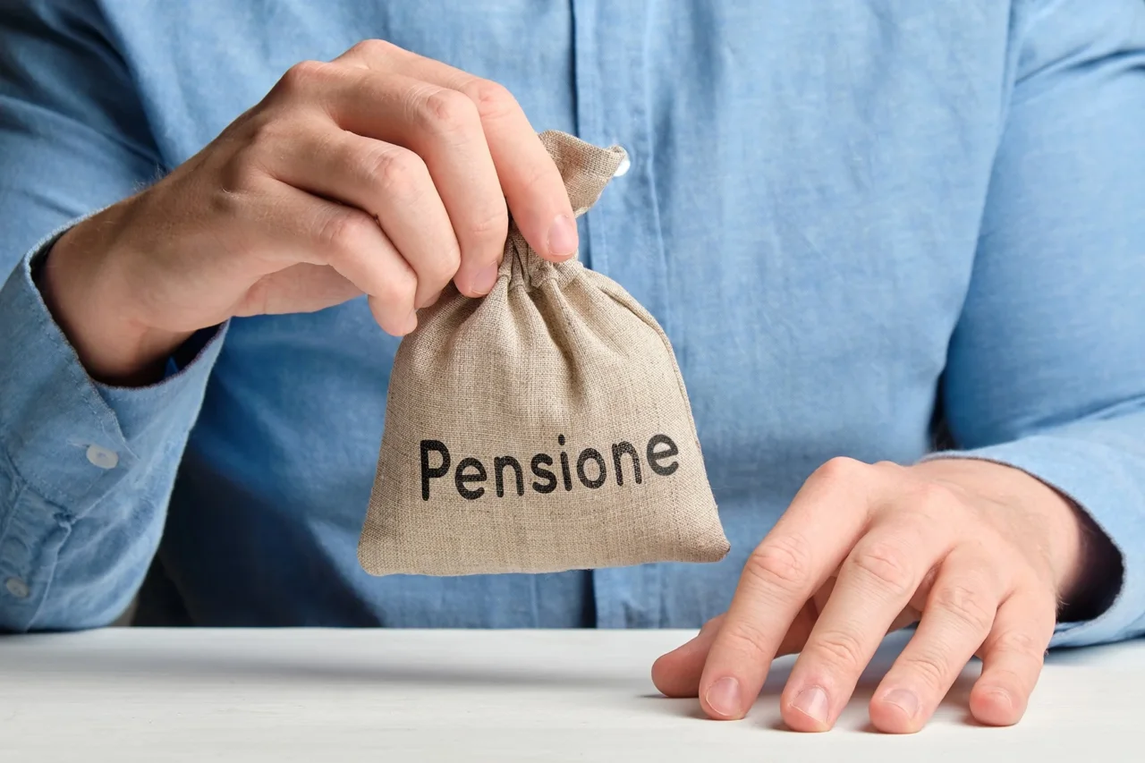 Pensione minima 2025: ecco l’aumento previsto e chi ne ha diritto Pensione minima 2025: ecco l’aumento previsto e chi ne ha diritto