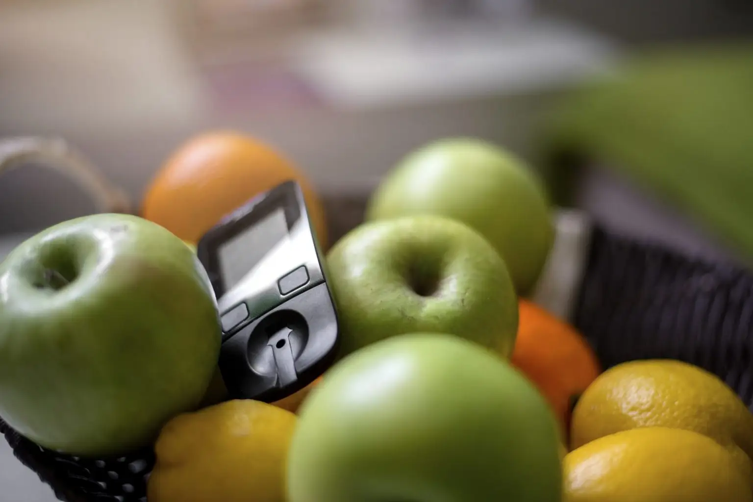 La frutta da evitare di sera se soffri di glicemia alta: lo dice la scienza La frutta da evitare di sera se soffri di glicemia alta: lo dice la scienza