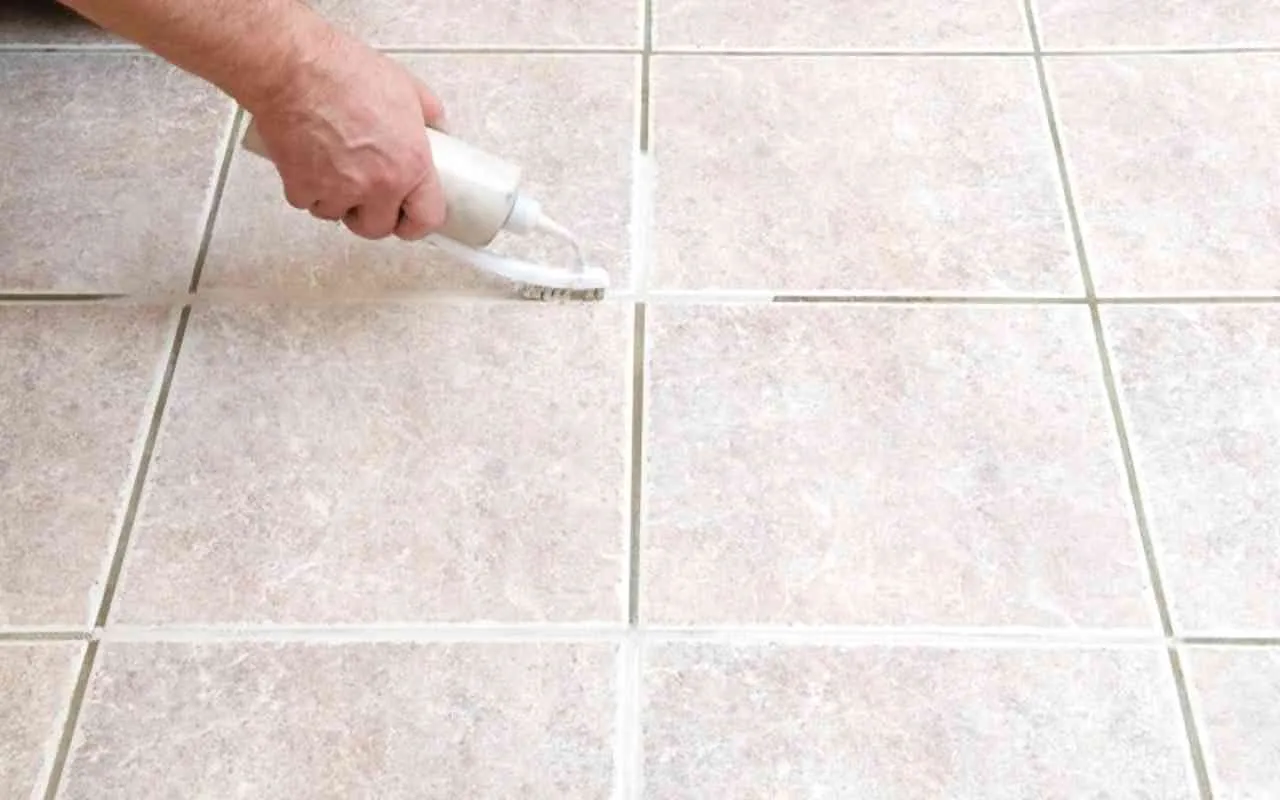 Come pulire le fughe delle piastrelle con una crema fatta in casa Come pulire le fughe delle piastrelle con una crema fatta in casa