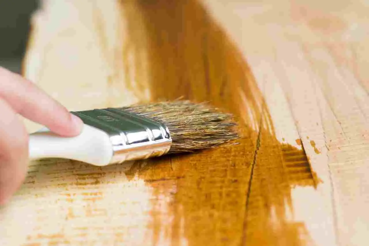 Non credi nei rimedi fai-da-te? Questa soluzione per il legno funziona davvero! Non credi nei rimedi fai-da-te? Questa soluzione per il legno funziona davvero!