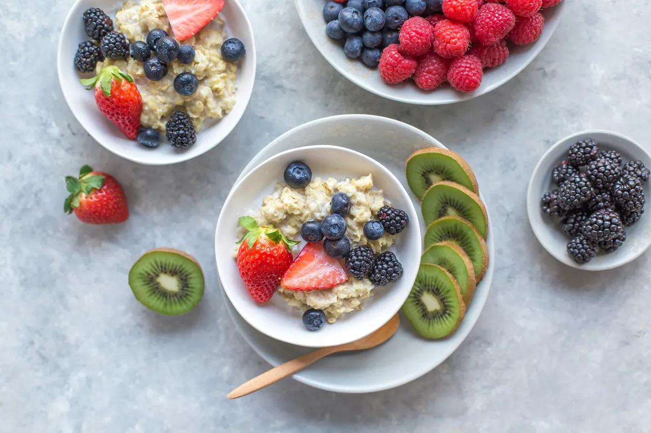 Colazione a basso indice glicemico: 5 idee nutrienti per ridurre la glicemia alta Colazione a basso indice glicemico: 5 idee nutrienti per ridurre la glicemia alta