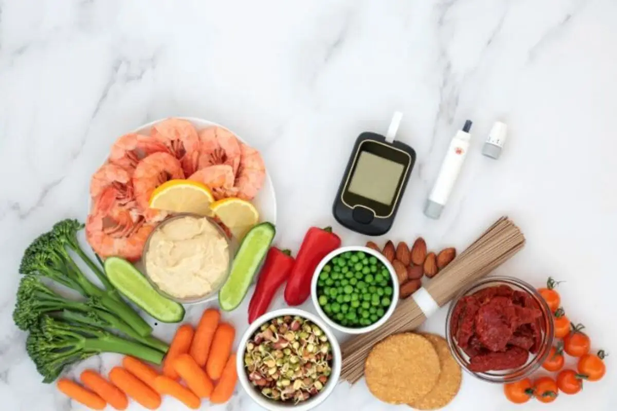 Snack salutari per abbassare la glicemia subito dopo pranzo: 4 soluzioni pratiche Snack salutari per abbassare la glicemia subito dopo pranzo: 4 soluzioni pratiche