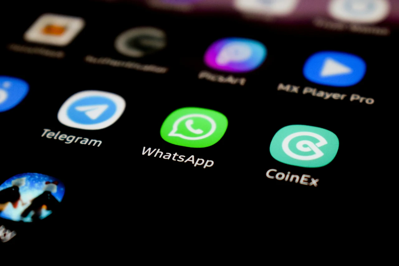 Archiviazione WhatsApp: consigli pratici per liberare memoria senza perdere dati Archiviazione WhatsApp: consigli pratici per liberare memoria senza perdere dati
