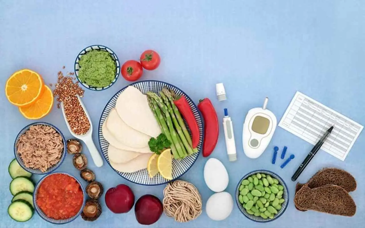 Scopri come regolare la glicemia notturna con alimenti semplici e scientificamente validati Scopri come regolare la glicemia notturna con alimenti semplici e scientificamente validati