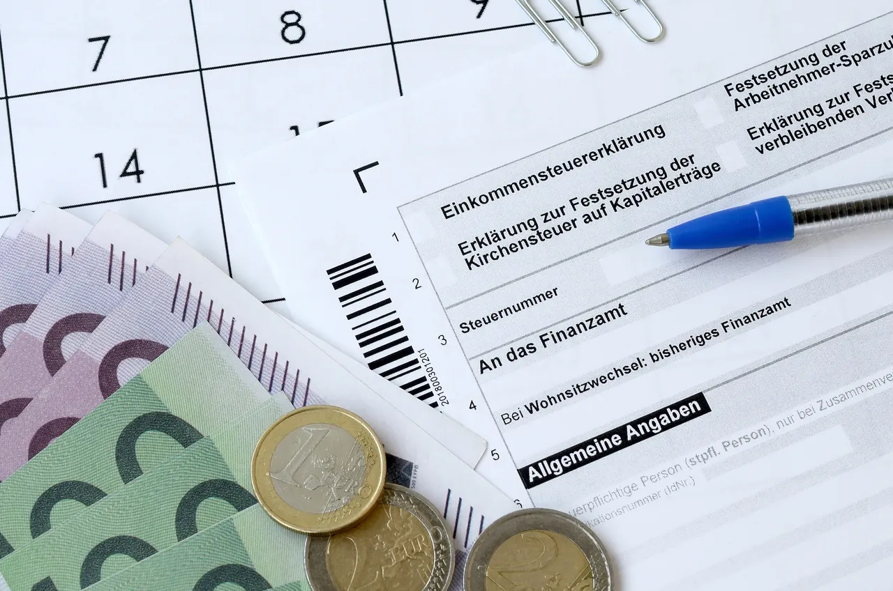 Verifica subito se la tua busta paga subirà variazioni con le nuove normative economiche Verifica subito se la tua busta paga subirà variazioni con le nuove normative economiche