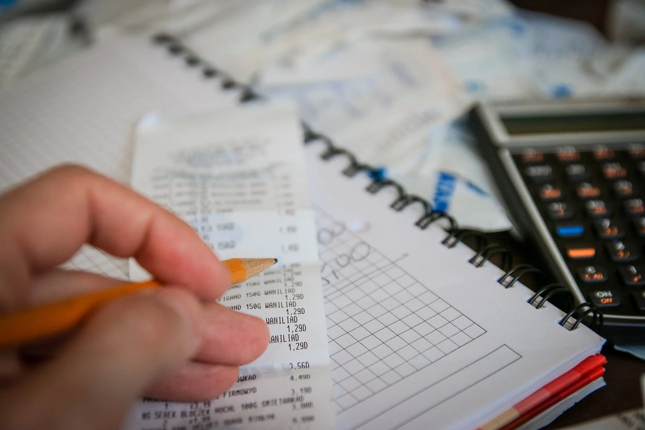 Metodi rapidi per gestire le spese familiari ed evitare imprevisti nel budget mensile Metodi rapidi per gestire le spese familiari ed evitare imprevisti nel budget mensile